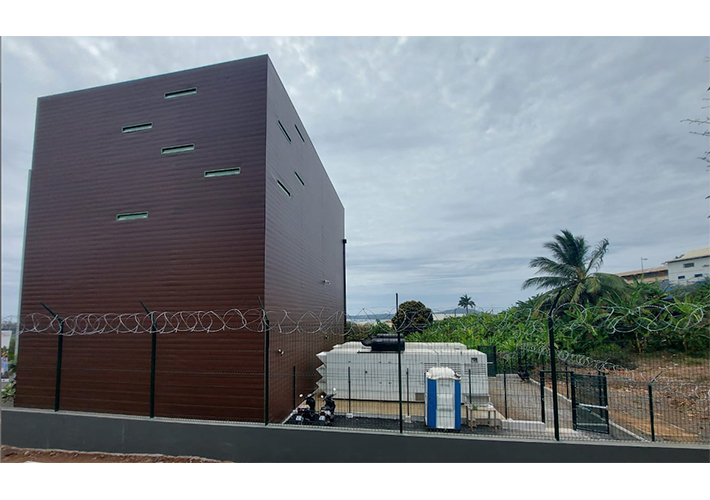foto noticia Genesal Energy refuerza su línea internacional de Data Centers con dos grupos electrógenos en Isla Reunión.